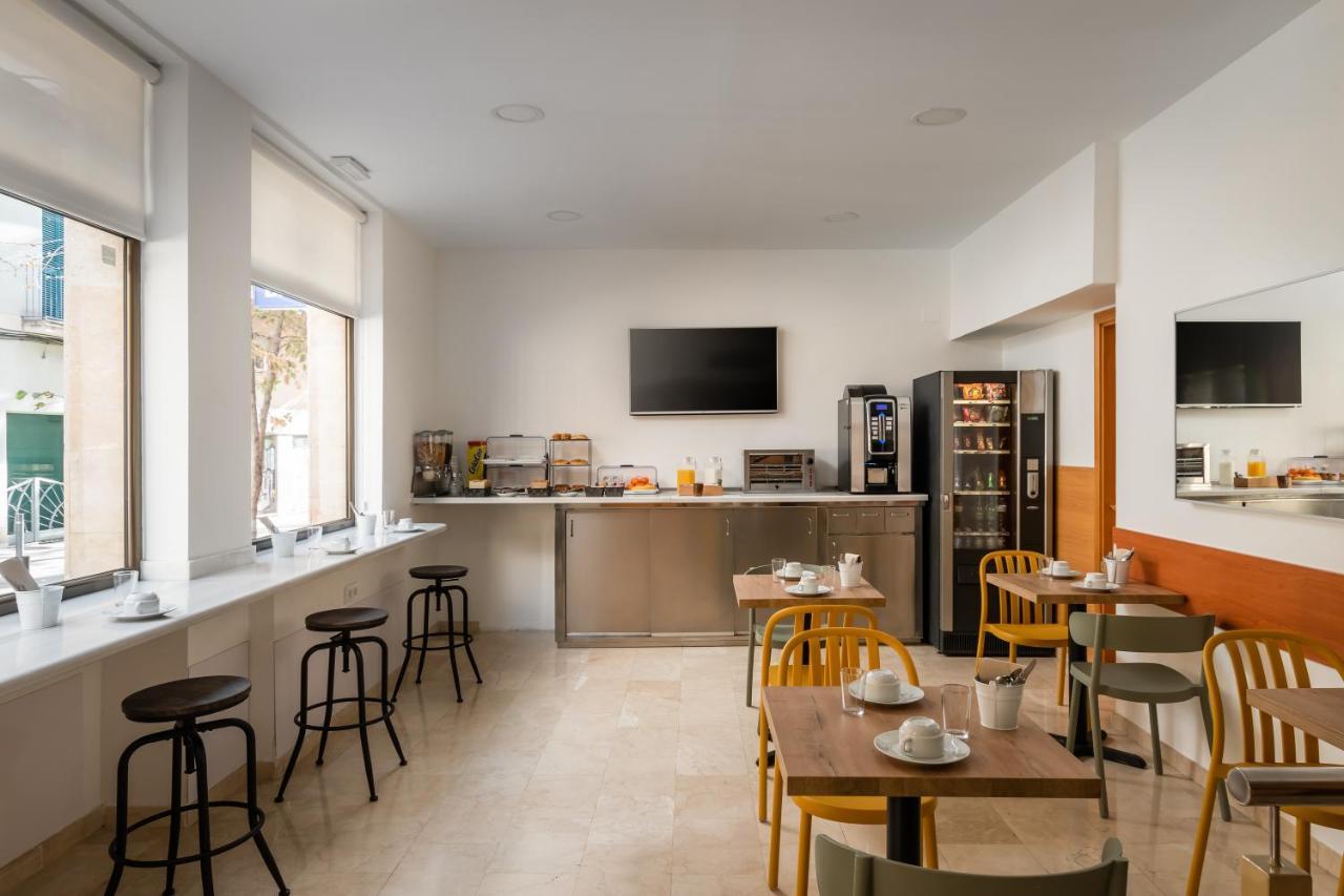 Hostal Baler Barcelona Eksteriør bilde