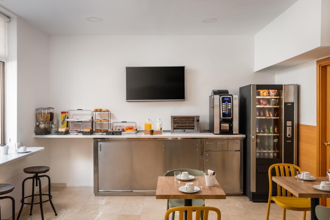 Hostal Baler Barcelona Eksteriør bilde
