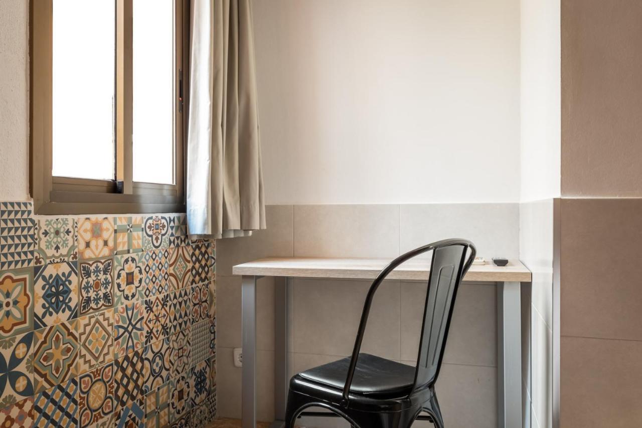 Hostal Baler Barcelona Eksteriør bilde